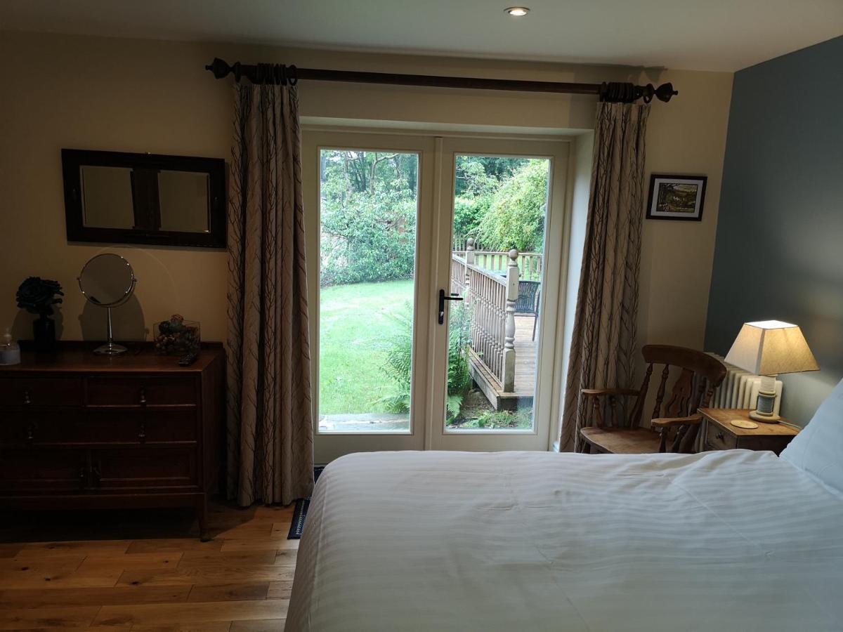Robin Hood Farm B&B バスロウ エクステリア 写真