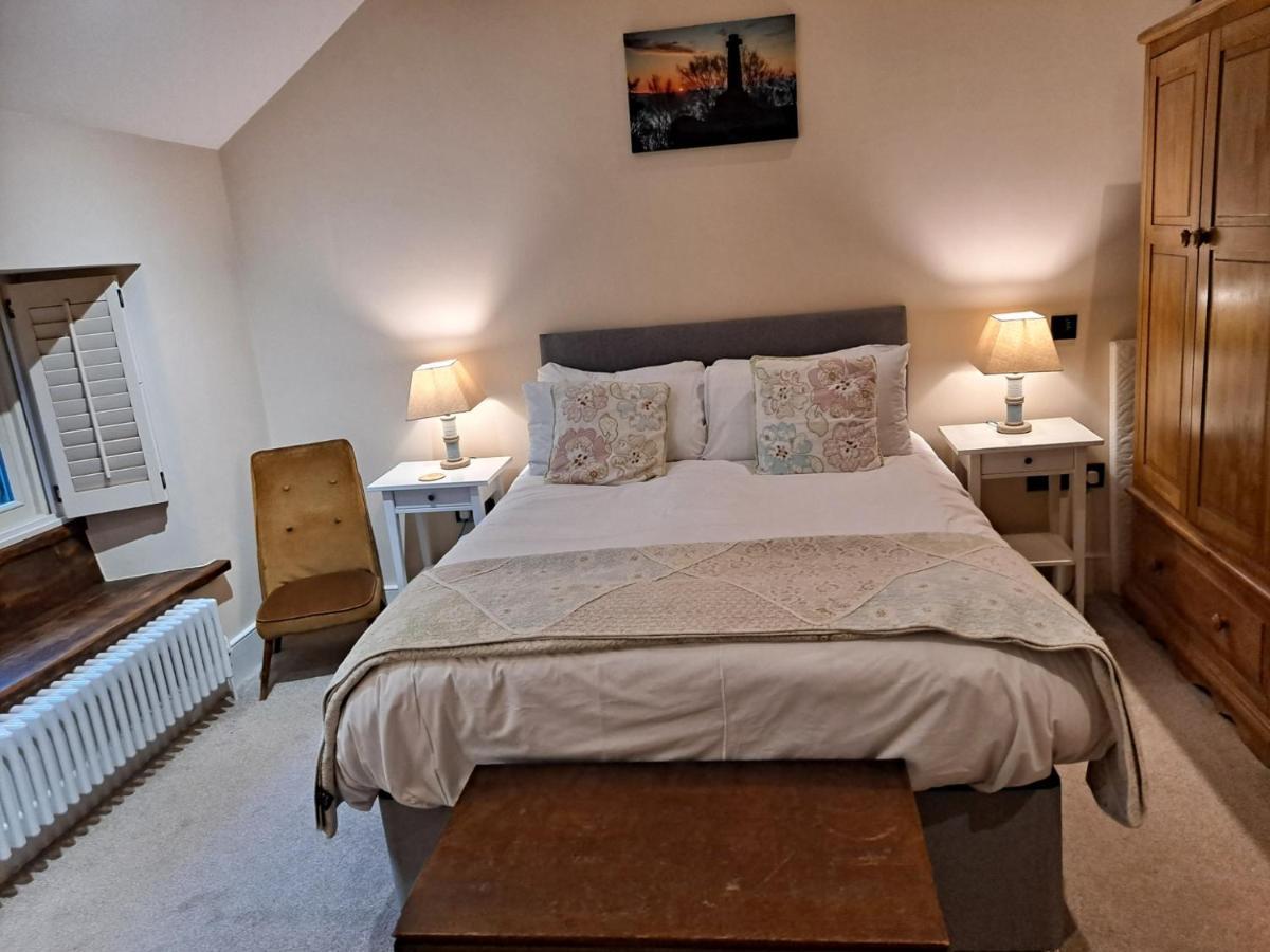 Robin Hood Farm B&B バスロウ エクステリア 写真